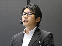 山本 陽亮 氏